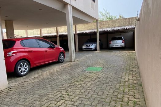 Apartamento, Centro de Guaíba. COD.: 165