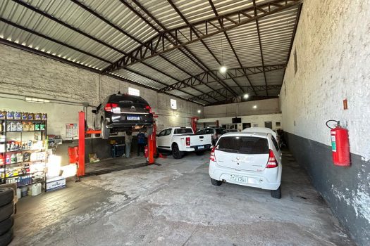 Pavilhão Comercial Bairro: Colina COD.: 176